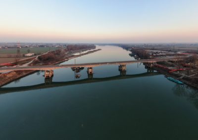 Oltre 800.000 euro per lo sviluppo della mobilita’ elettrica sul fiume Po – www.lombardianotizie.online