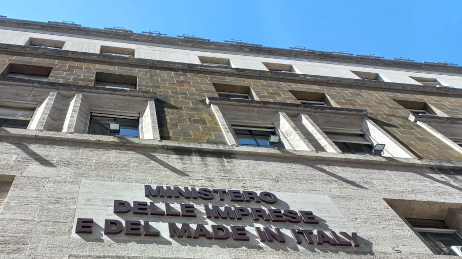 Urso rassicura Occhiuto, ripreso confronto con azienda per investimento strategico – www.mimit.gov.it