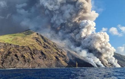 Allerta rossa Stromboli, Schifani: «Seguiamo evoluzione, pronti a chiedere stato di emergenza nazionale»