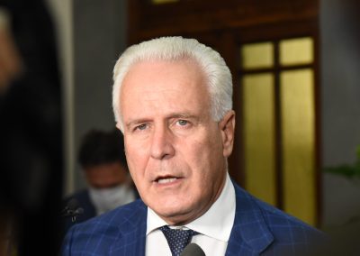 Cemivet, Giani: “Il trasferimento cavalli compete a Ministero Difesa e non a Regione”
– www.toscana-notizie.it