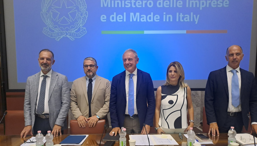 Urso, “Verso nuovo piano incentivi, programma sarà pluriennale” – www.mimit.gov.it