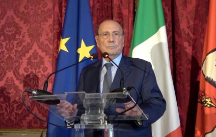 Sanità, Schifani: «Niente indugi, manager completino le nomine dei direttori entro lunedì»

   – www.regione.sicilia.it