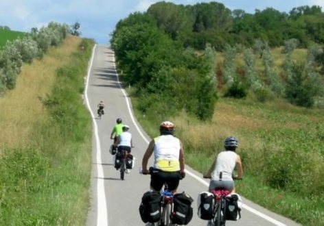“Ciclovia dei due mari”. Assicurazioni in Senato del Ministro Salvini in merito al progetto che collegherà Tirreno e Adriatico grazie alla nuova ciclovia intermodale che attraverserà 20 comuni dell’Umbria. Assessore Melasecche: “Un ulteriore passo avanti decisivo per verso il modello di uno sviluppo infrastrutturale turistico a rete della nostra regione” – www.regione.umbria.it