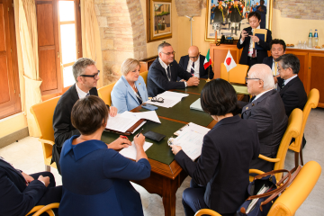 Il bilaterale tra il Ministro italiano Calderone e l’omologo giapponese Takemi – www.lavoro.gov.it