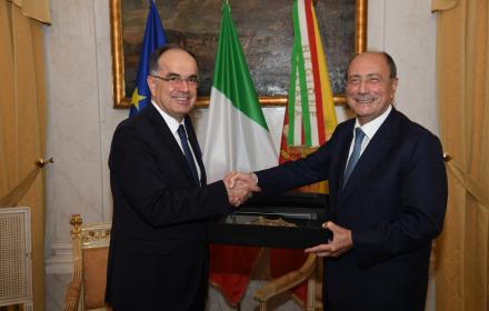 Schifani riceve il presidente dell’Albania Begaj: «Integrazione senza precedenti tra i nostri popoli»

   – www.regione.sicilia.it