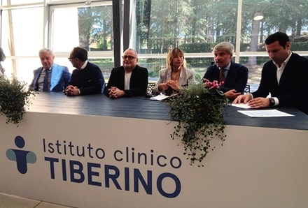 Istituto Clinico Tiberino, presentato un bilancio semestrale 2024 in utile per 1,4 mln euro. Presidente Tesei: “Dimostrazione di quanto pubblico e privato in sinergia possano operare a favore della comunità”. L’AD Brugnoni ha tracciato il quadro degli investimenti fatti e di quelli futuri – www.regione.umbria.it