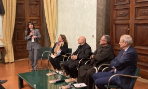 Il libro di Mons. Sorrentino “Carlo Acutis sulle orme di Francesco e Chiara d’Assisi – Originali non fotocopie” presentato a Palazzo Donini. La Presidente Proietti: “Carlo Acutis è un simbolo di valori autentici” – www.regione.umbria.it