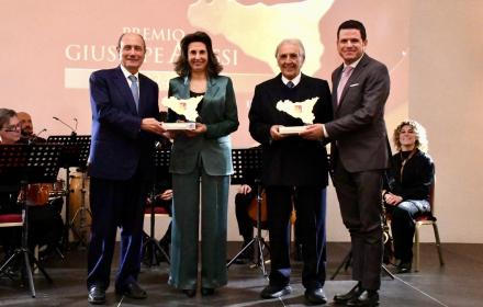 Palazzo d’Orléans, Premio Alessi assegnato alla rettrice Spatari e al professore Cittadini

   – www.regione.sicilia.it