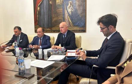 Almaviva, progetto della Regione per 130 lavoratori e richiesta proroga cig