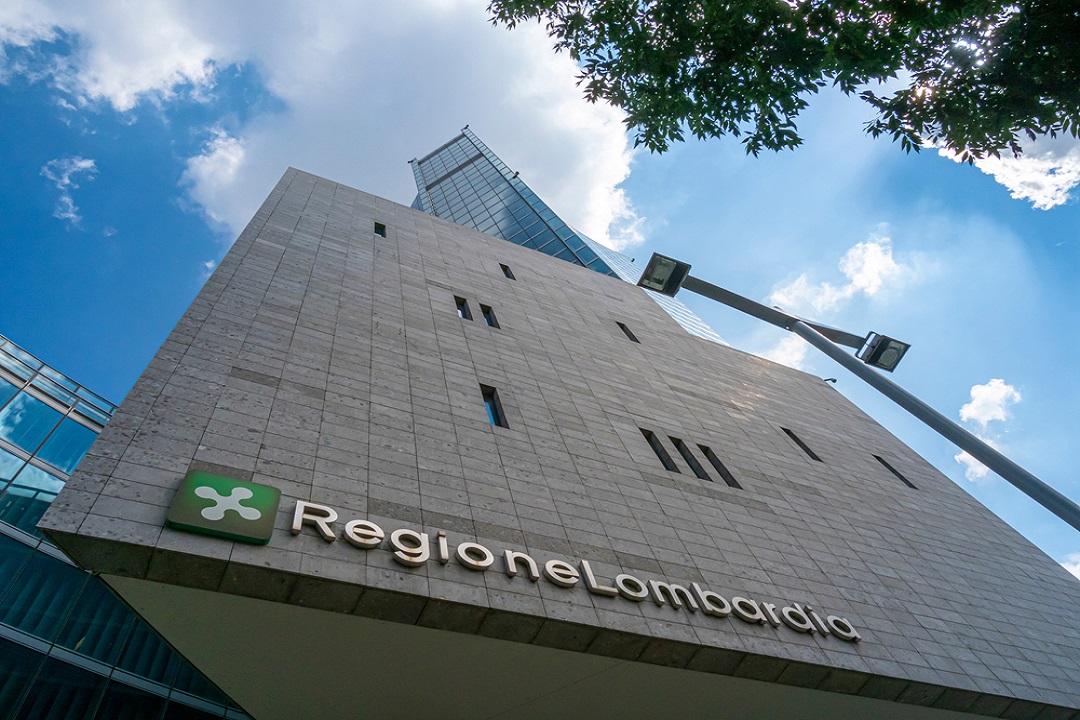 PALAZZO-LOMBARDIA-1.jpg