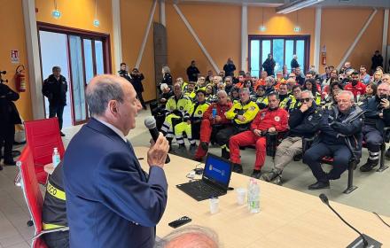 Protezione civile, Schifani visita il centro di San Giovanni La Punta: «Nostro fiore all’occhiello»