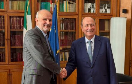 Sanità, firmato Accordo di programma tra Ministero e Regione: sbloccati 750 milioni per 4 ospedali 

   – www.regione.sicilia.it
