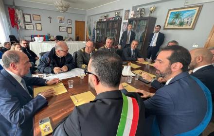 Santa Teresa di Riva, sopralluogo di Schifani al litorale crollato per il maltempo

   – www.regione.sicilia.it