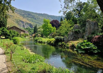 Giardino di Ninfa, il Calendario visite 2025 – VisitLazio – www.visitlazio.com