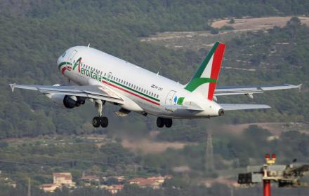 Aeroporti siciliani, oltre 23 milioni di passeggeri nel 2024. Aricò: «La Sicilia vola in alto»