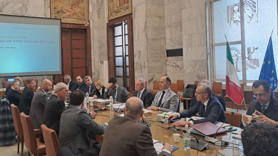 Urso, “Diventi modello di riconversione sostenibile” – www.mimit.gov.it