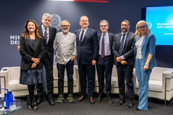 La cucina italiana protagonista al Vinitaly: verso il riconoscimento UNESCO come Patrimonio dell'Umanità – www.masaf.gov.it