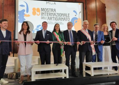 Giani all’inaugurazione di MIDA: “Artigianato ancora traino della nostra economia”
– www.toscana-notizie.it