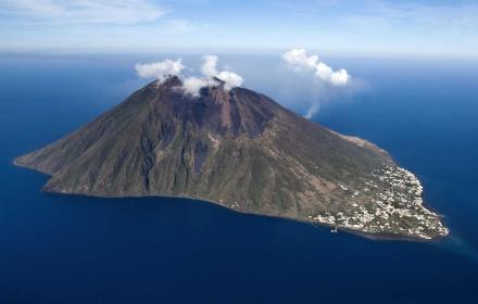 Ambiente, la riserva Laguna di Capo Peloro e le Isole Eolie al centro della ricerca europea