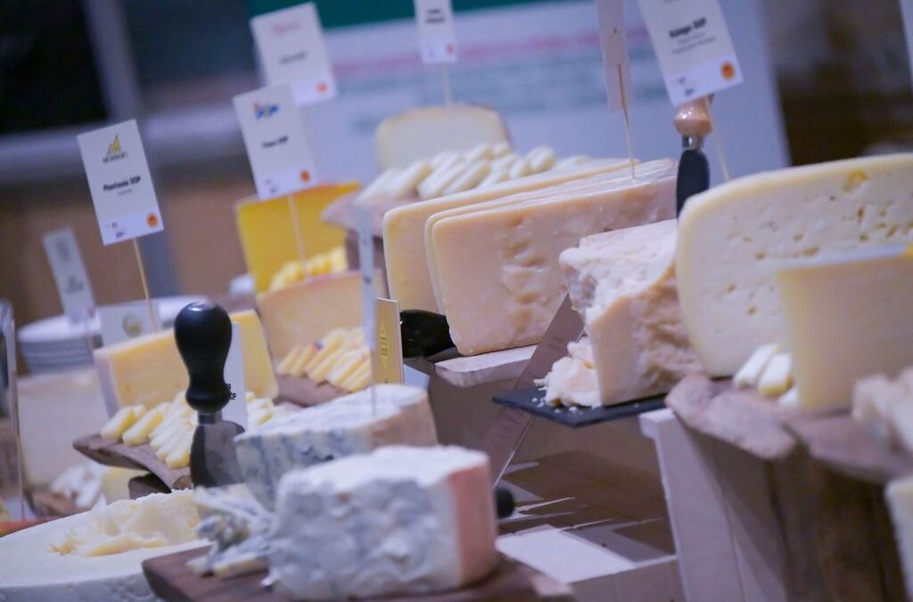 Formaggi, Italia primo esportatore europeo per volumi. Lollobrigida: un traguardo storico che conferma la forza e la qualità della nostra filiera – www.masaf.gov.it