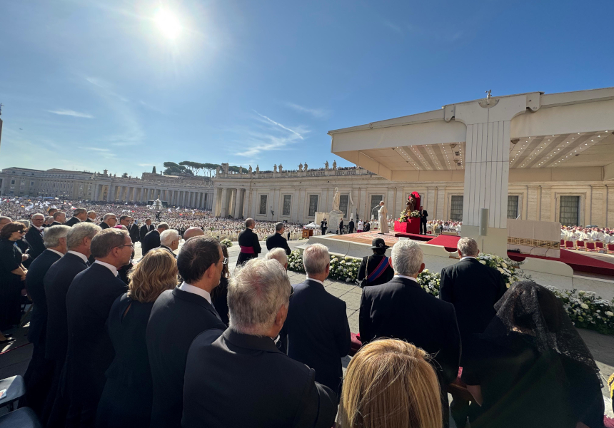 Il Sottosegretario Mantovano partecipa alla cerimonia di canonizzazione di Pier Giorgio Frassati e Carlo Acutis – www.governo.it
