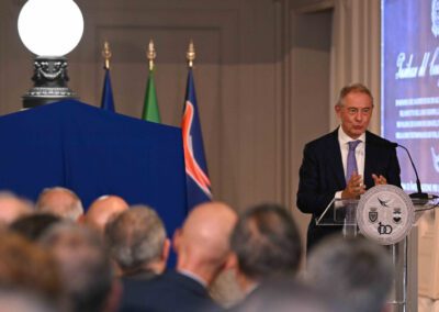 Mimit, presentato francobollo per il Centenario dell’intelligence italiana – www.mimit.gov.it