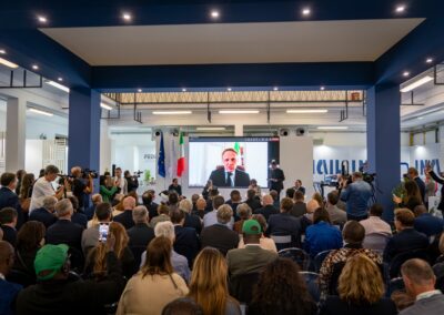 Lollobrigida ad Agrilevante: Innovazione e
meccanizzazione per lo sviluppo dell'agricoltura italiana. Riferimento
all'assenza di Israele dalla manifestazione – www.masaf.gov.it