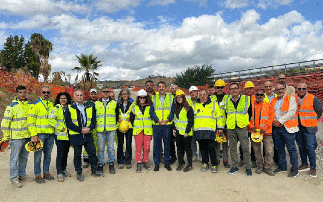 Calabria, il Ministro nel cantiere della SS106 Jonica – www.mit.gov.it