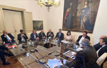 Ferrovie, incontri a Palazzo d’Orléans su progetti nuove stazioni di Taormina e Cefalù