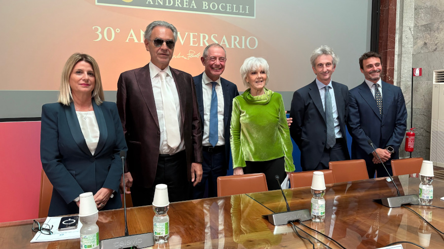 Mimit, presentato francobollo per i trent’anni di “Con te partirò” – www.mimit.gov.it