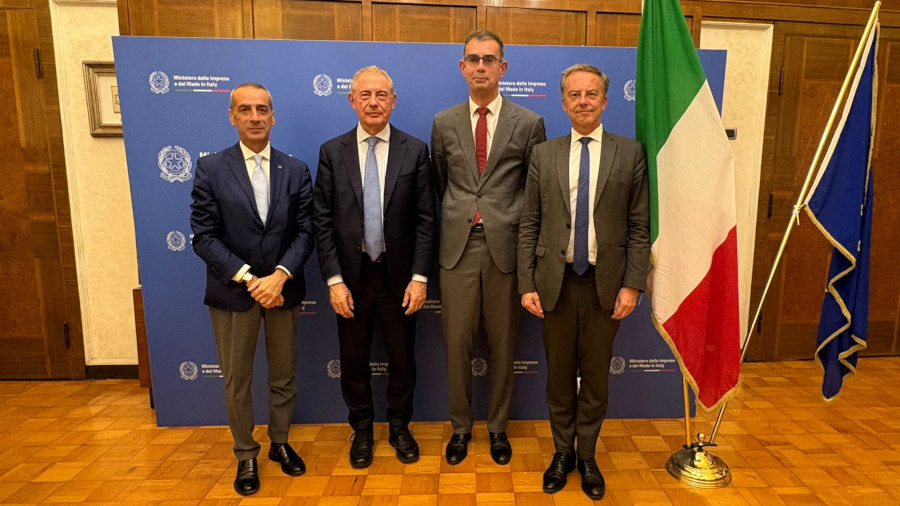 Urso incontra presidente Agenzia Spaziale Francese Jacq – www.mimit.gov.it