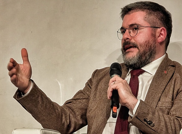 Ecomondo, De Luca interviene al talk “Focus on Pfas: invisibili ma eterni, i Pfas tra scienza e coscienza”. “Umbria prima regione in Italia a mettere in campo un monitoraggio continuo degli inquinanti perfluoroalchilici sulle acque del rubinetto” – www.regione.umbria.it