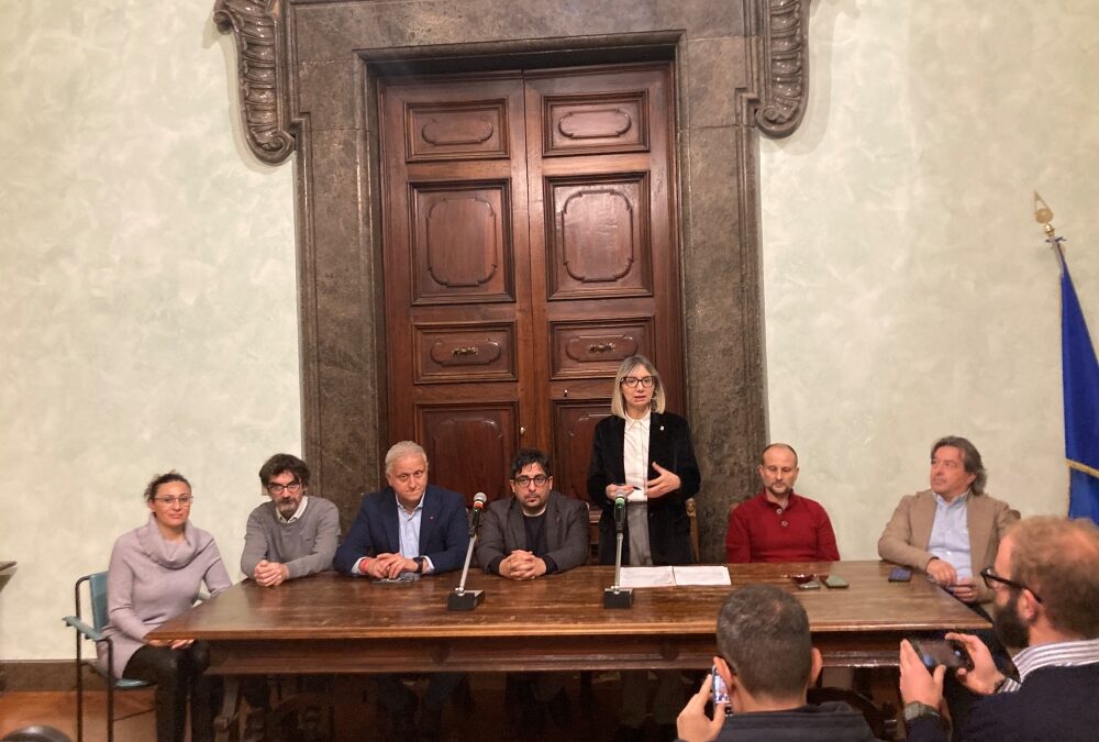 Regione Umbria, firmato il nuovo preaccordo CIRL del comparto forestale: Assessora Meloni “la Regione rafforza salario, sicurezza e tutele per 1500 lavoratori. Un investimento sulle persone e sulla protezione del territorio” – www.regione.umbria.it