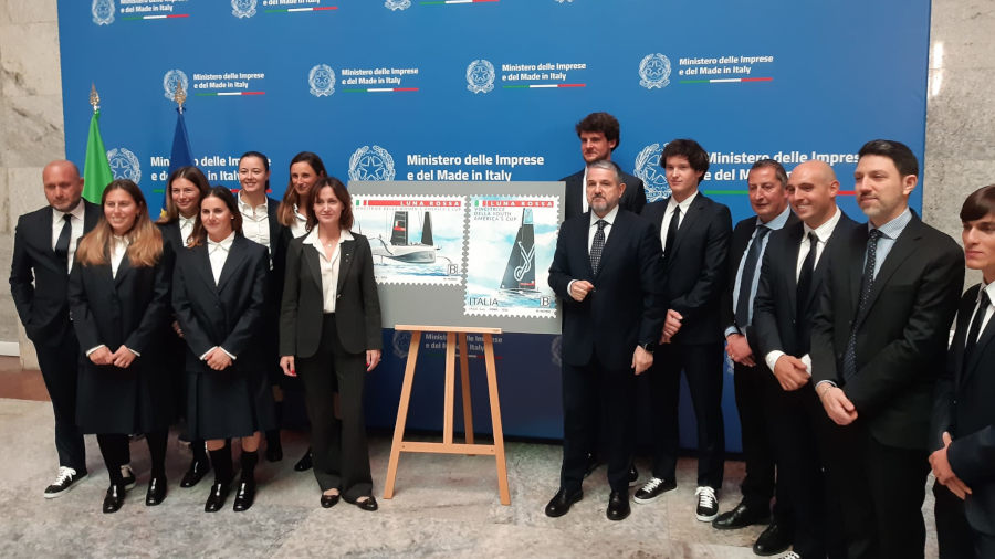 Mimit, presentato il francobollo dedicato a Luna Rossa – www.mimit.gov.it