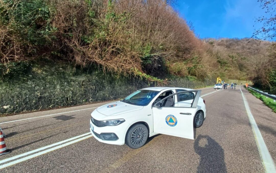 Flaminia chiusa per smottamento, la presidente Proietti e assessore De Rebotti: “Da Anas tempi certi e interventi urgenti per riaprire in sicurezza” – www.regione.umbria.it