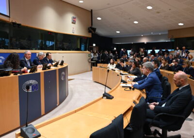 Urso incontra a Bruxelles gli europarlamentari italiani – www.mimit.gov.it