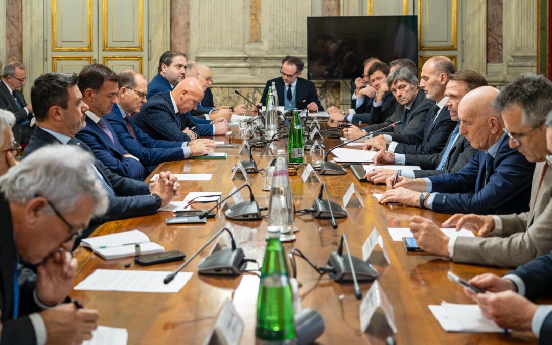 Latte: Lollobrigida, ecco le iniziative per il rilancio del settore. Al tavolo del latte convocato al ministero illustrate le misure da proporre a Bruxelles – www.masaf.gov.it