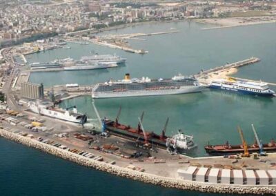 Porti: nessun commissariamento, lettura errata e strumentale – www.mit.gov.it