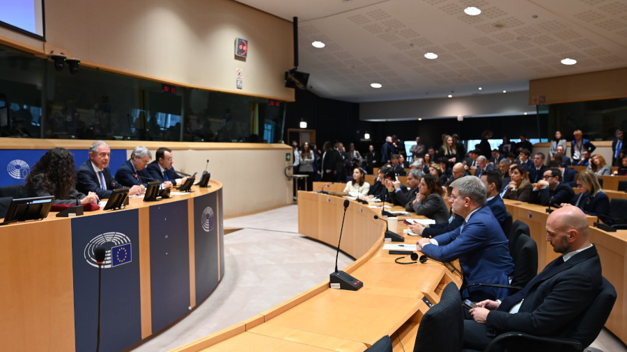 Urso a Bruxelles per incontri ‘Friends of Industry’ e Alleanza energivori e Consiglio Competitività – www.mimit.gov.it