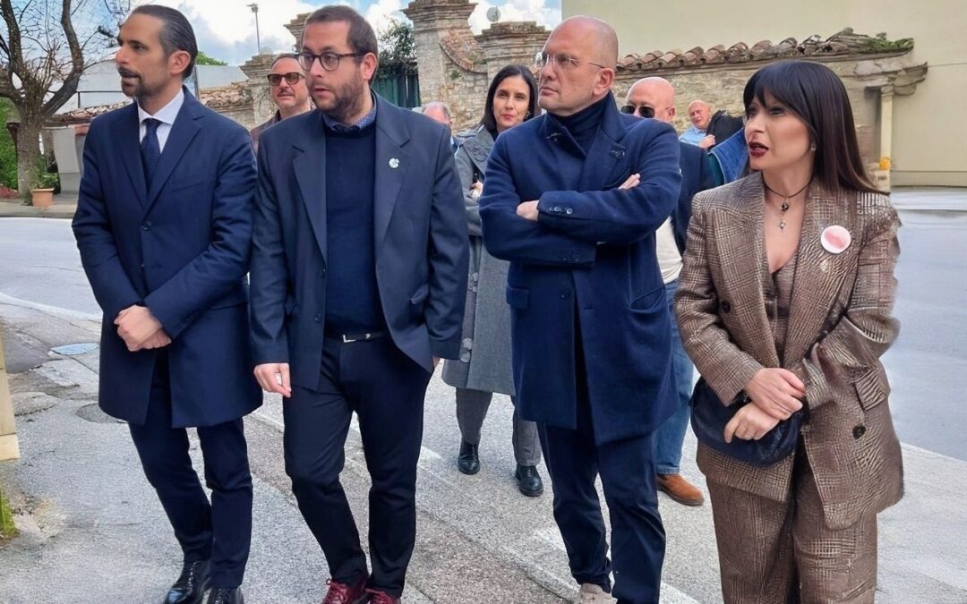 Visita del Commissario straordinario Guido Castelli e della Presidente Stefania Proietti a Spina, stilato un bilancio del terremoto 2009 e dello stato della ricostruzione. Proietti: “Spina esempio di buona ricostruzione, in arrivo 2,5 milioni di euro per gli interventi strategici nei borghi limitrofi” – www.regione.umbria.it