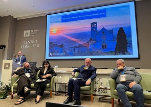 A Santa Maria degli Angeli si chiude il Convegno “Per Francesco sorella è la morte” con al centro l’hospice pediatrico in Umbria: presidente Proietti, “valorizziamo i valori francescani con un servizio per i bambini, per le famiglie e per le persone più fragili” – www.regione.umbria.it