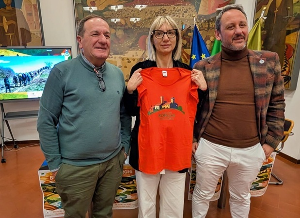 Si terrà domenica 26 aprile la prima edizione della camminata non competitiva di lunga distanza “La Via dei borghi marscianesi”. Esperienza aperta a tutti, con quattro percorsi tra cui scegliere – www.regione.umbria.it