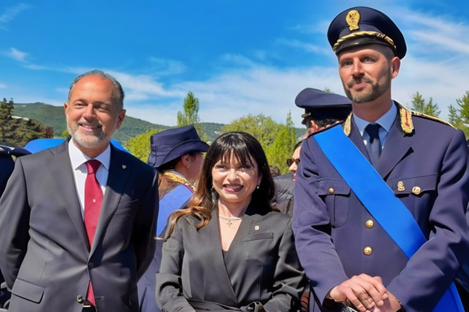 Polizia di Stato, 174° anniversario di fondazione. Presidente Proietti: “Sicurezza e libertà camminano insieme. Gratitudine verso le donne e gli uomini in divisa” – www.regione.umbria.it