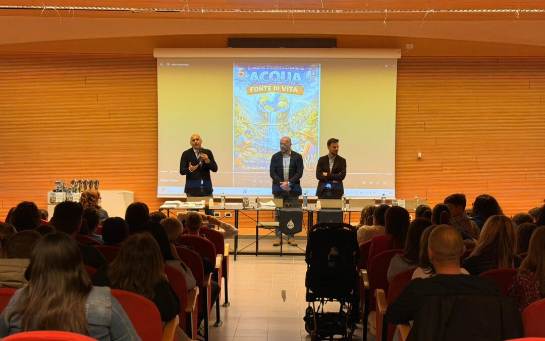 La creatività dei giovani per il futuro del territorio: a Sellano il vicepresidente della Regione Umbria, Tommaso Bori ha premiato i vincitori del concorso “Acqua, Fonte di Vita” – www.regione.umbria.it
