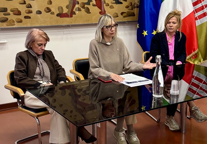 Turismo, l’Umbria accelera sul digitale: nuovi portali, strumenti per bike e cammini e la piattaforma “Umbra” per analizzare flussi e programmare le attività. Assessore Meloni: “Potenziamo la promo-commercializzazione delle destinazioni regionali. Molto positivi i primi dati del 2026” – www.regione.umbria.it