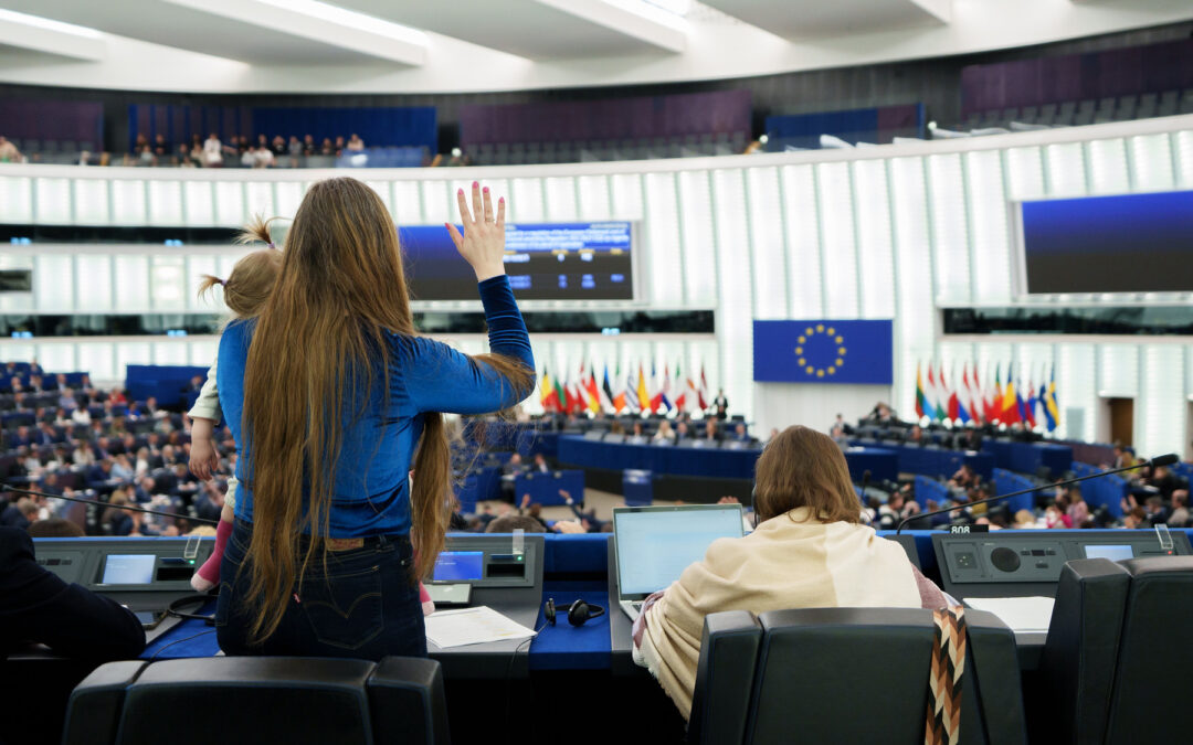 Via libera del Parlamento al voto per delega durante gravidanza e dopo il parto | Attualità – www.europarl.europa.eu