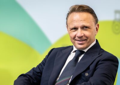 Agricoltura. Lollobrigida: con oltre 1 miliardo Coltivaitalia garantisce futuro a settore Nasce la struttura commissariale per la Xylella, 300 milioni a olio, allevamenti e cereali – www.masaf.gov.it