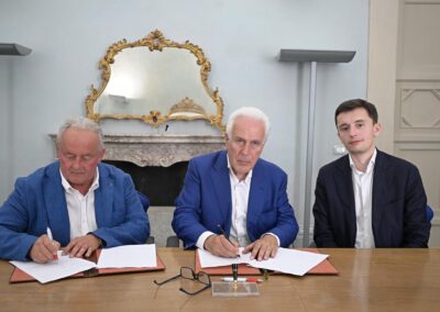 Avvio di un percorso con Chanel a Serravalle Pistoiese, siglato il protocollo in Regione
                         – www.toscana-notizie.it