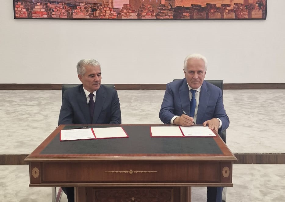 Toscana-Uzbekistan: firmato accordo a Bukhara su turismo, moda, agricoltura e farmaceutica
                         – www.toscana-notizie.it
