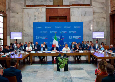 Internazionalizzazione: Cabina Regia Mimit-Maeci approva linee strategiche 2026 – www.mimit.gov.it